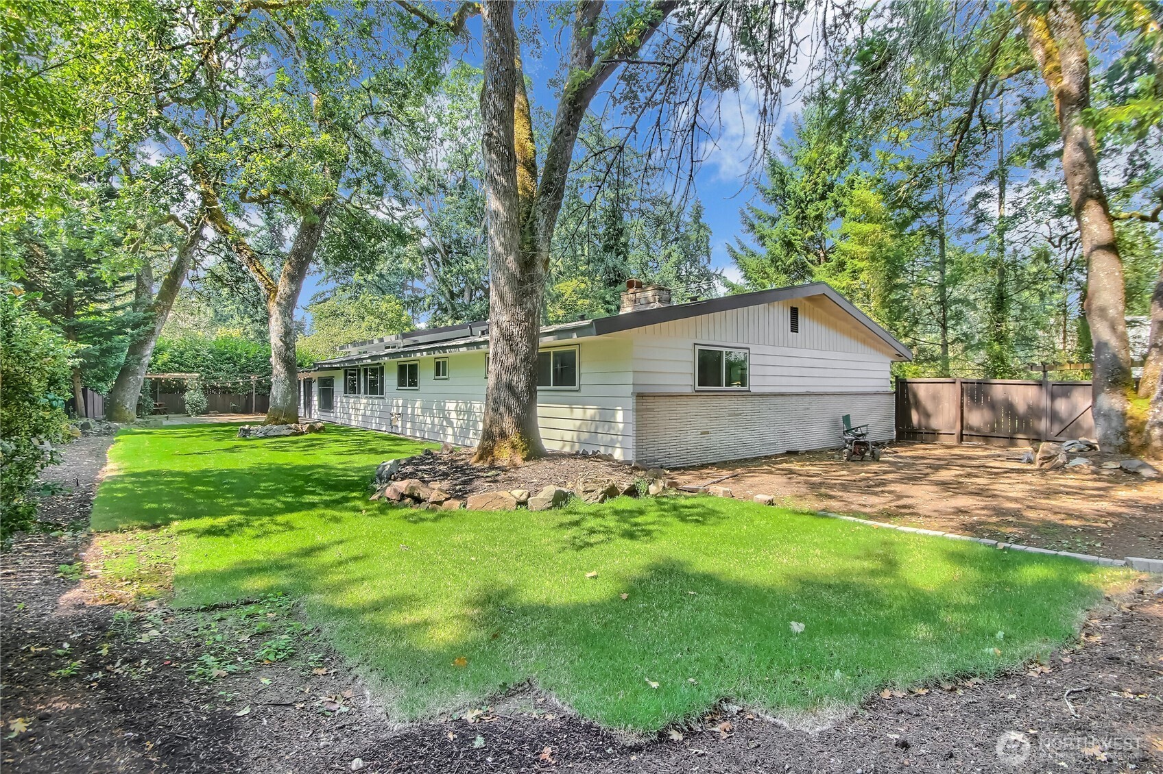 6902 Mount Tacoma Drive SW