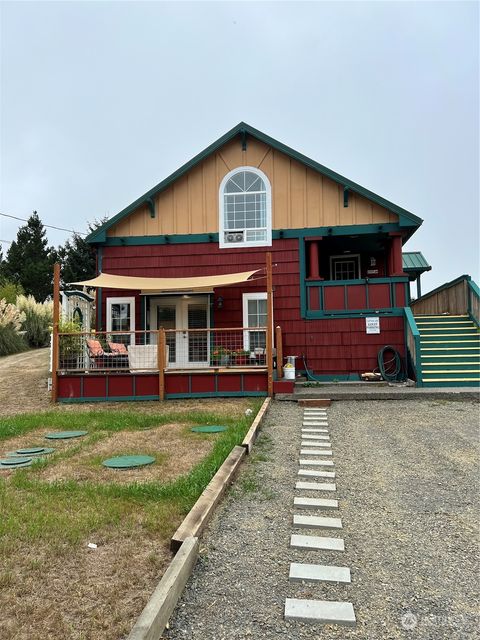 Photo of 1305 146th Place, Long Beach, WA 98631 (MLS # 2021605)