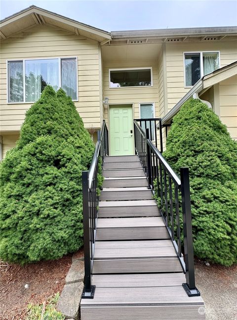 A home in Bremerton