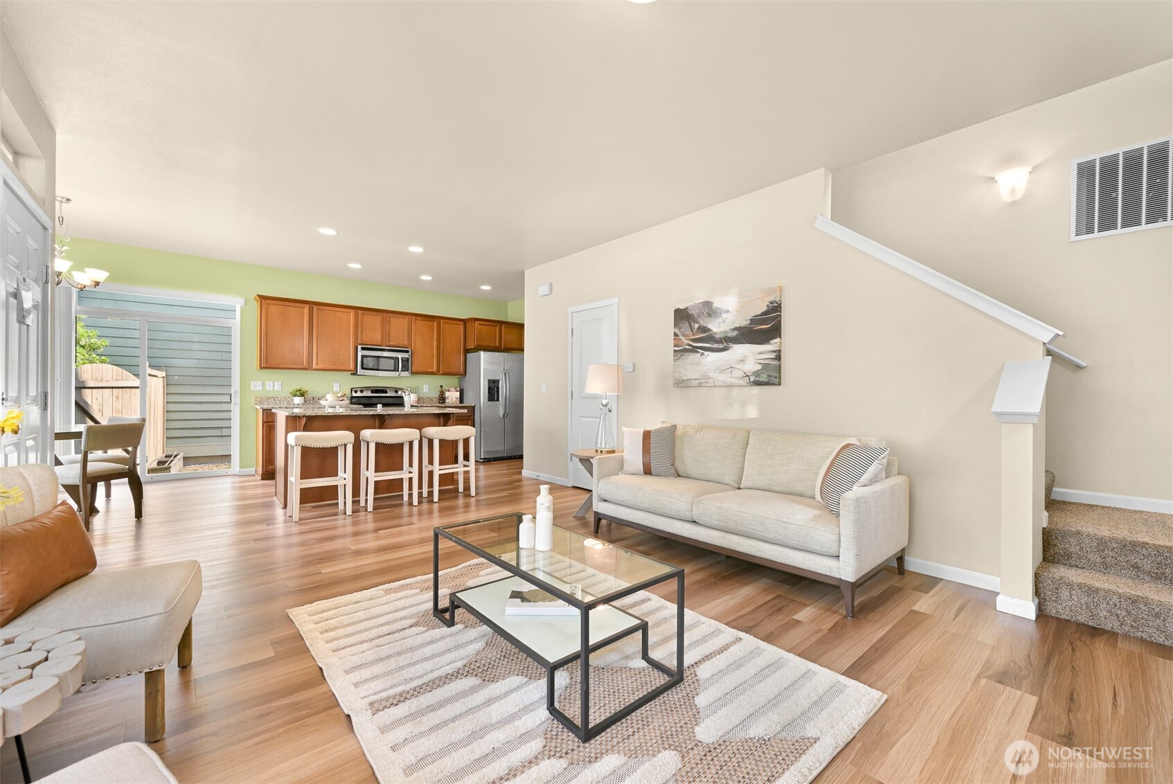 353 Holland Ave