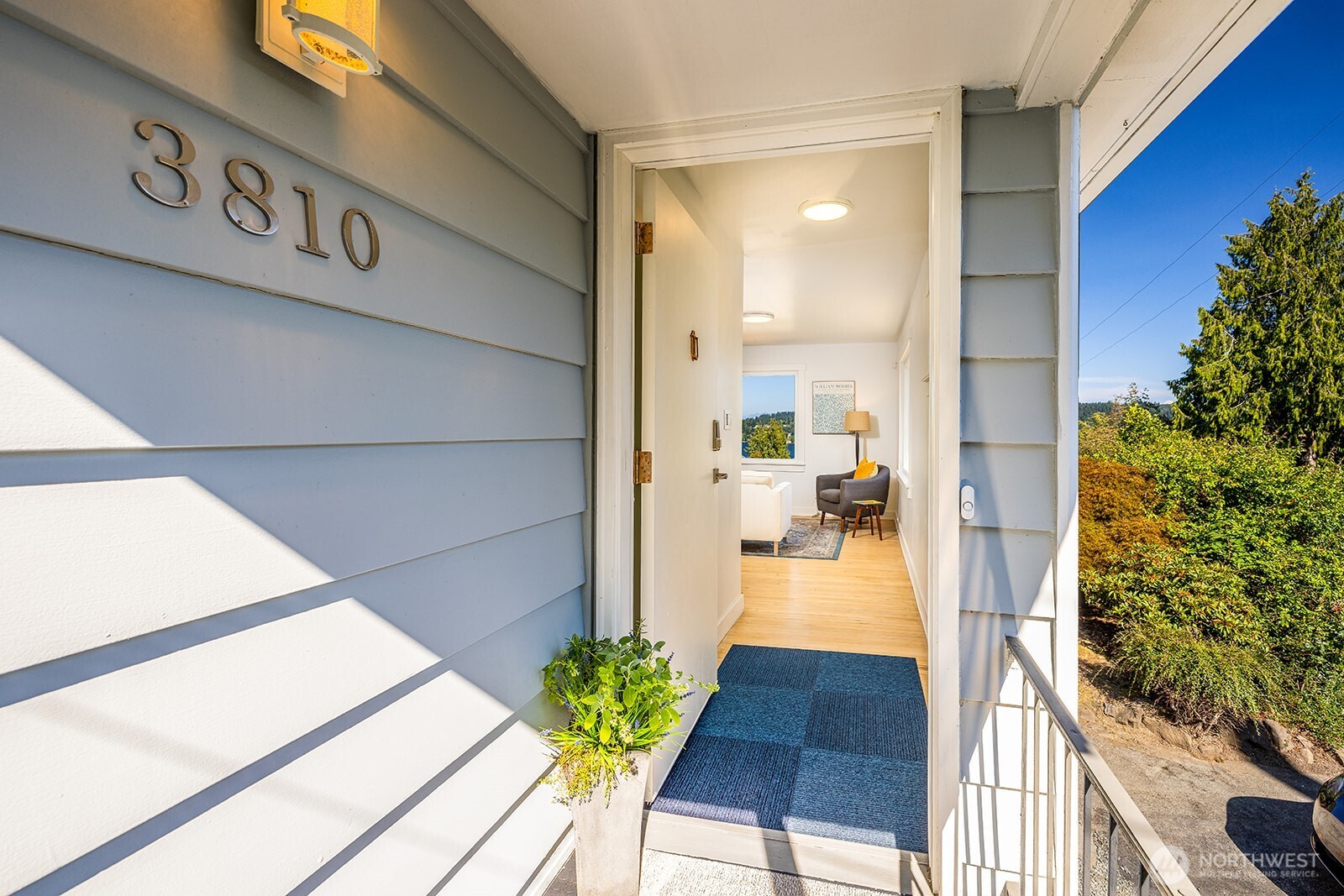 3810 NE 155th Street