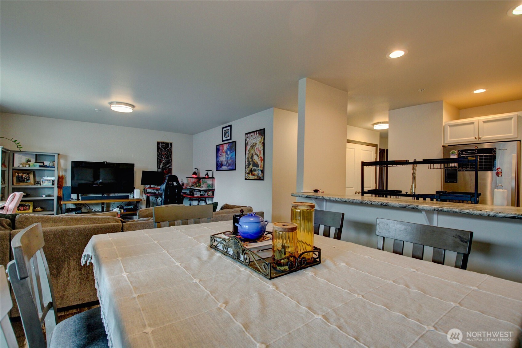 1651 Mulberry Street E304