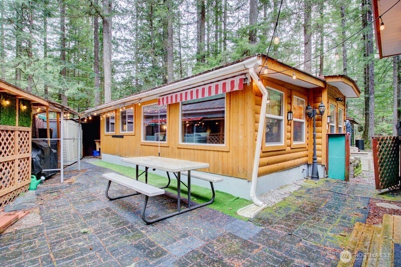 140 Chanterelle Drive
