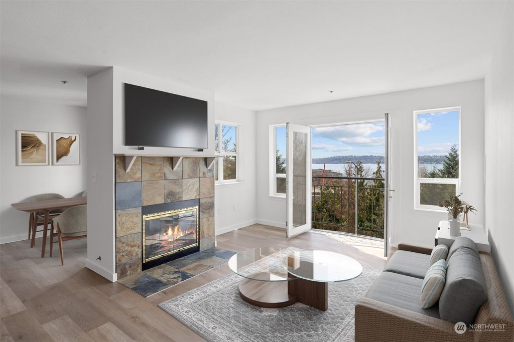 Photo of 3028 Western Avenue #203, Seattle, WA 98121 (MLS # 2047371)