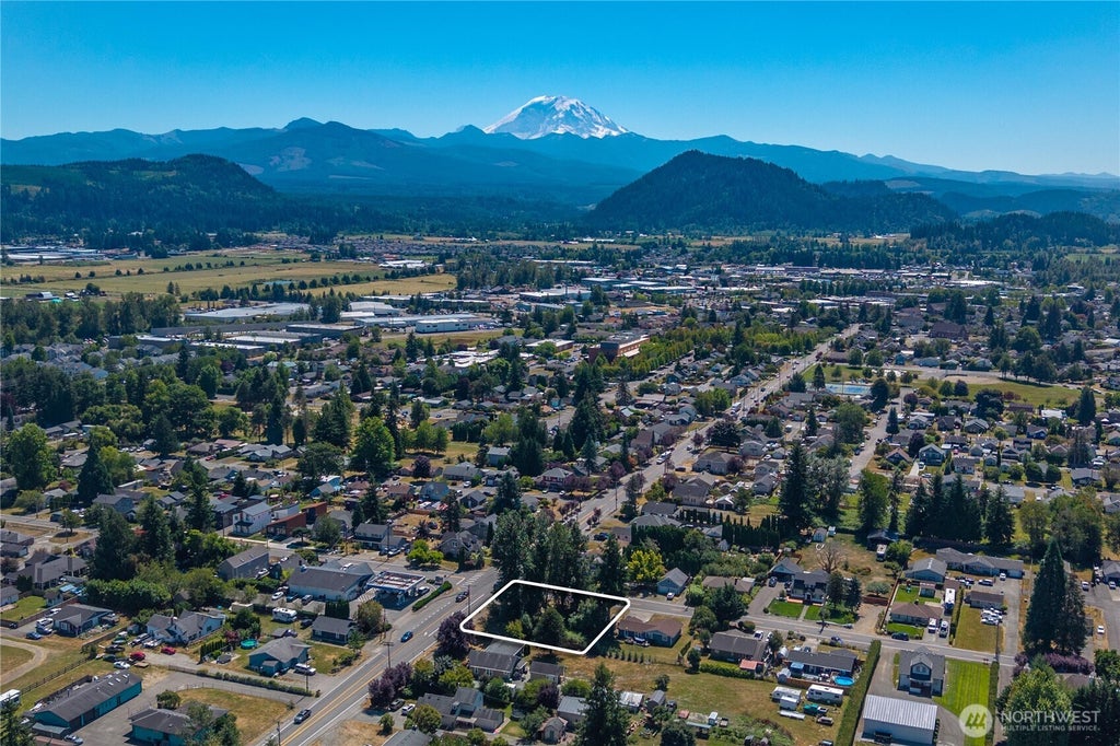 Photo of 1627 McHugh Avenue, Enumclaw, WA 98022 (MLS # 2571079)