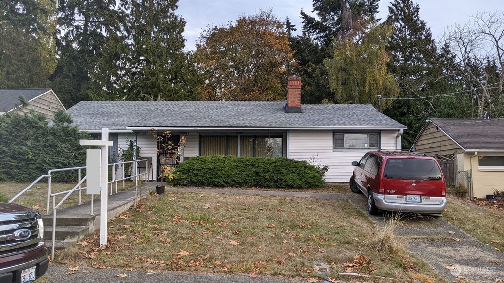Photo of 14710 22nd Avenue NE, Shoreline, WA 98155 (MLS # 2013989)