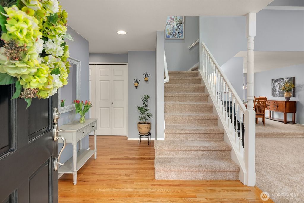 Photo of 4079 240th Place SE, Sammamish, WA 98029 (MLS # 2496713)