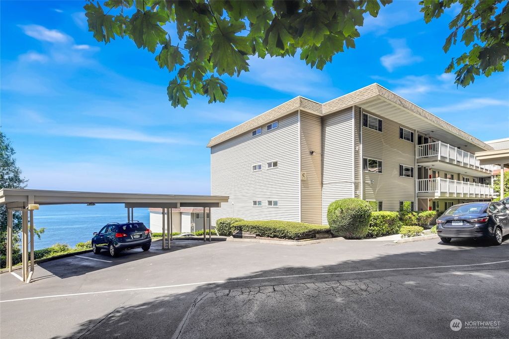 Photo of 10203 47th Avenue SW #C6, Seattle, WA 98146 (MLS # 2254619)
