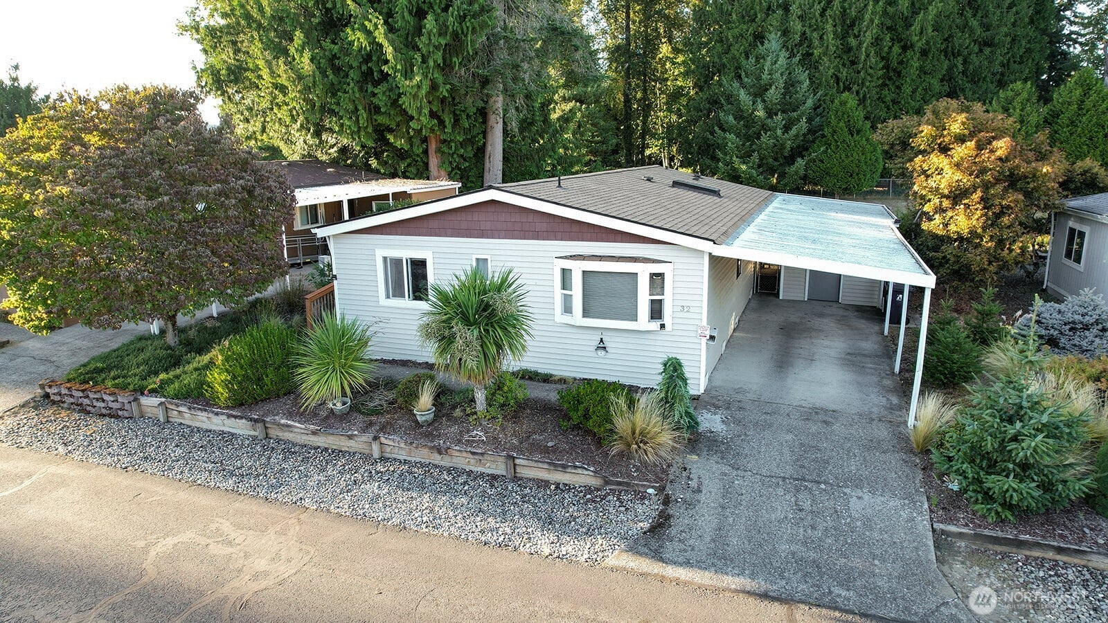 3700 14th Avenue SE 32