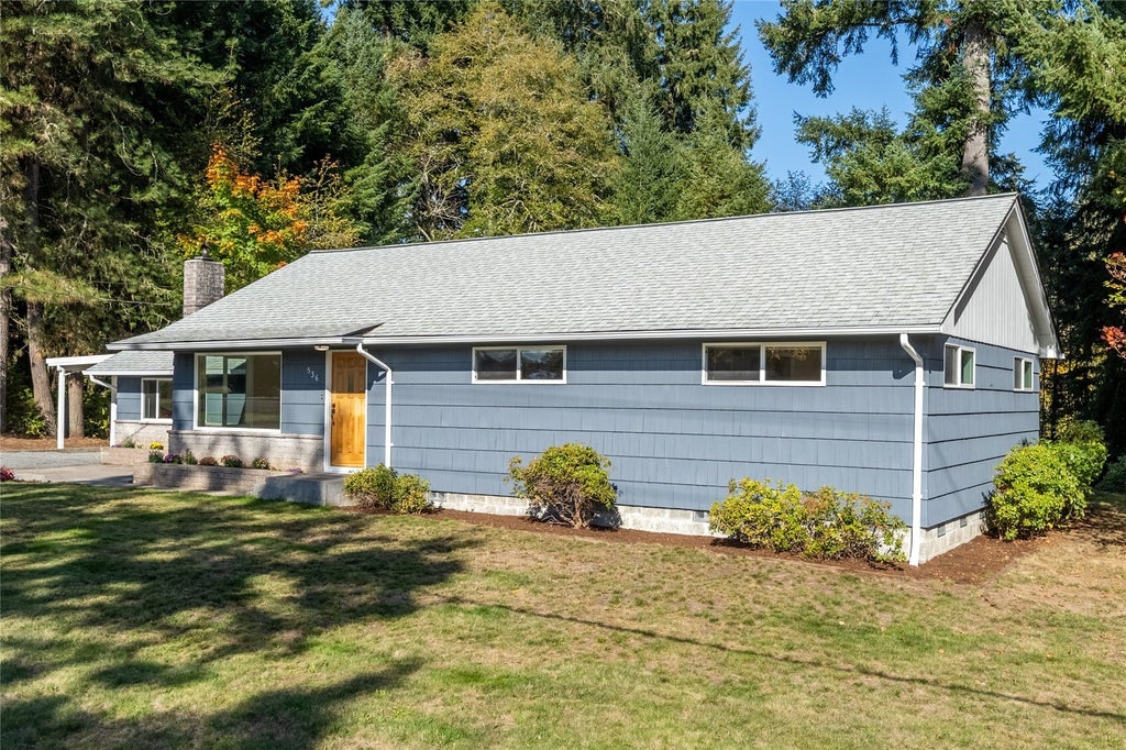 Photo of 536 Quick Road, Castle Rock, WA 98611 (MLS # 2579544)