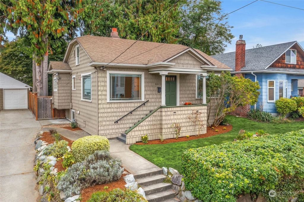 Photo of 3018 NW 69th Street, Seattle, WA 98117 (MLS # 2297427)