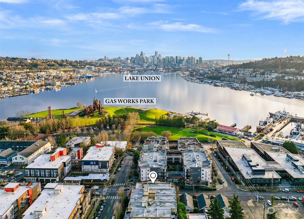 Photo of 3401 Wallingford Avenue N #202, Seattle, WA 98103 (MLS # 2322487)