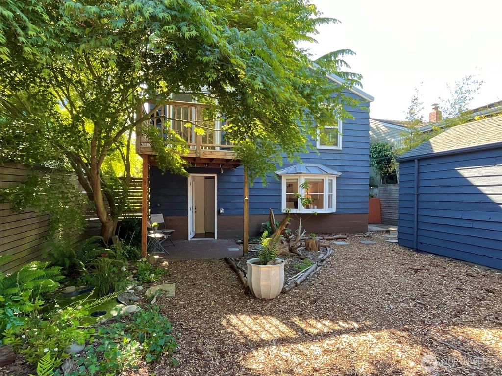 Photo of 8414 9th Avenue SW, Seattle, WA 98106 (MLS # 2384897)
