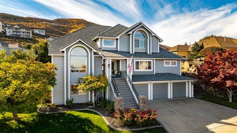 481 Clermont Drive Richland WA 99352