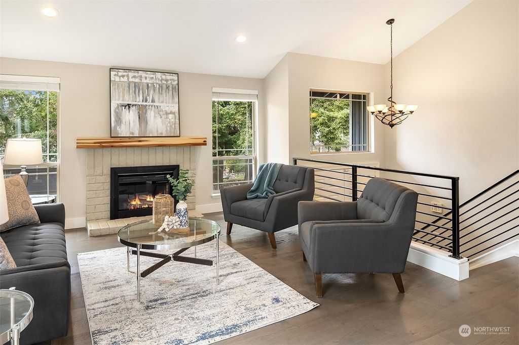 Photo of 6722 128th Avenue SE, Bellevue, WA 98006 (MLS # 2050860)