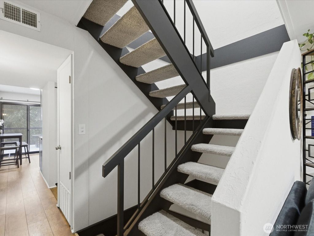 Photo of 15001 123rd Ave Ave NE, Kirkland, WA 98034 (MLS # 2465082)