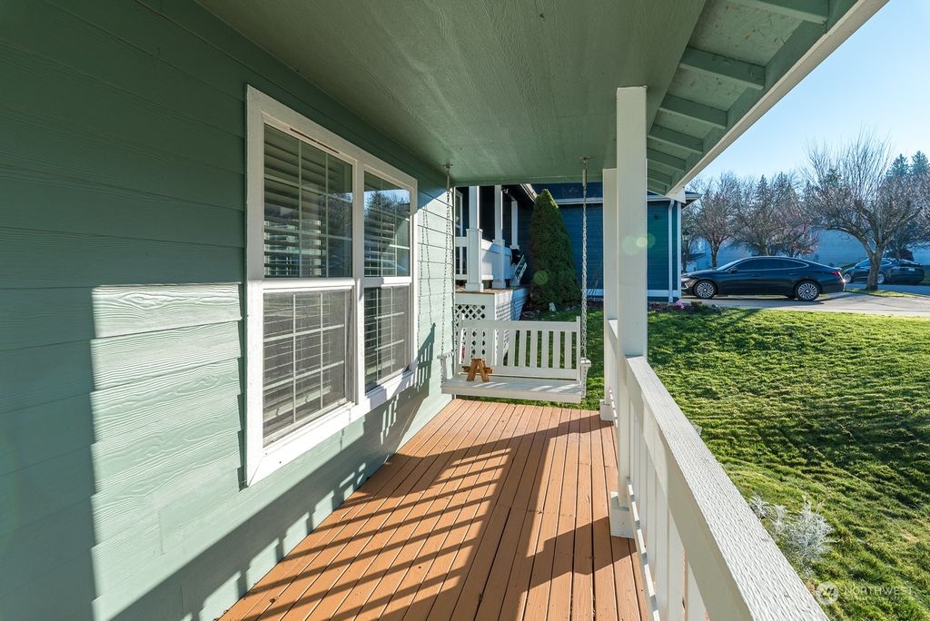 Photo of 10605 66th Ave NE Ave, Marysville, WA 98270 (MLS # 2329780)