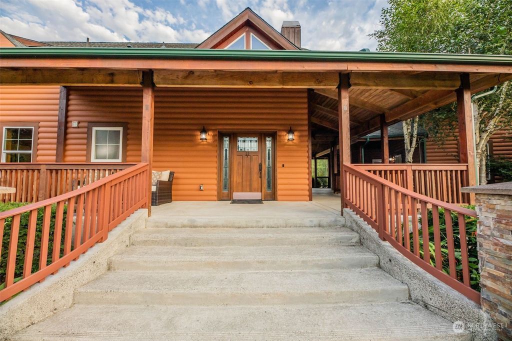 Photo of 40016 145th Place SE, Gold Bar, WA 98251 (MLS # 2293224)