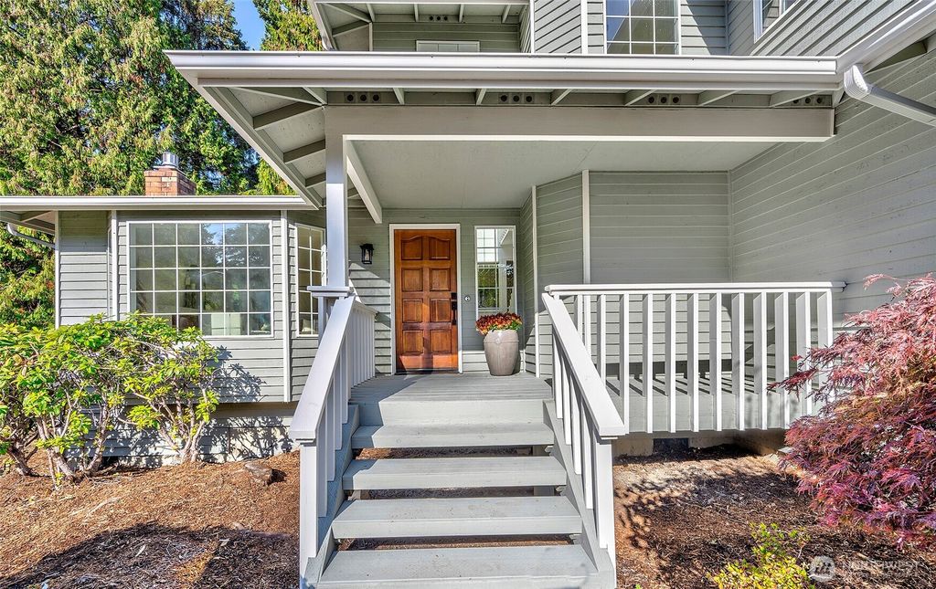 Photo of 7525 178th Pl Pl SW, Edmonds, WA 98026 (MLS # 2441521)