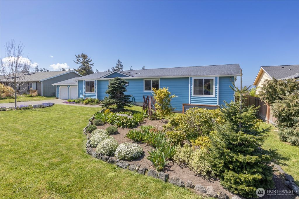Photo of 213 San Juan Drive, Port Townsend, WA 98368 (MLS # 2512977)