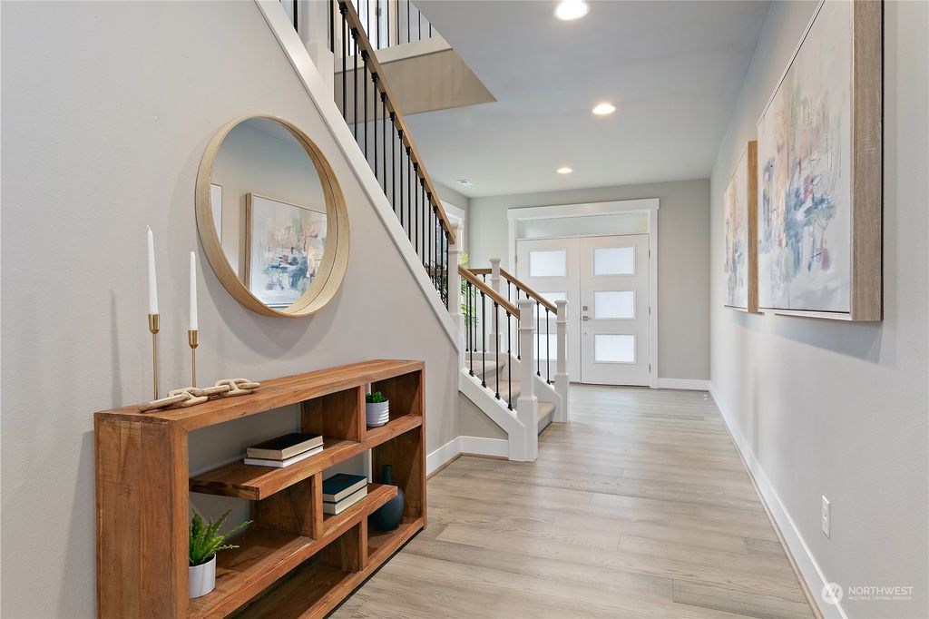 Photo of 5626 NE 2nd Street, Renton, WA 98059 (MLS # 2036949)