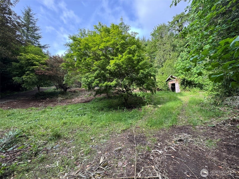 5532 LEWIS RIVER ROAD