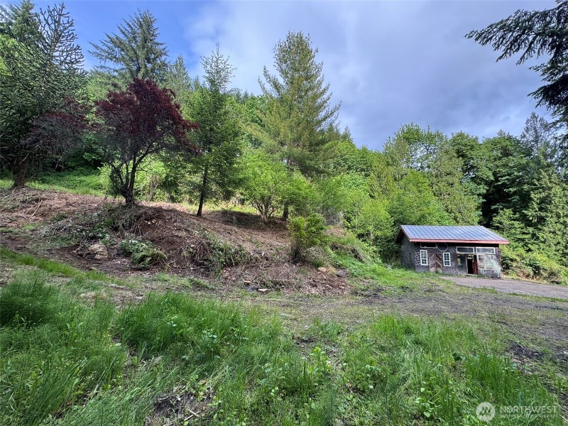 5532 LEWIS RIVER ROAD