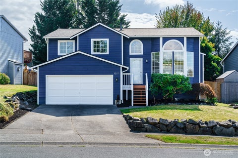 Photo of 1217 85th Drive NE, Lake Stevens, WA 98258 (MLS # 2582196)
