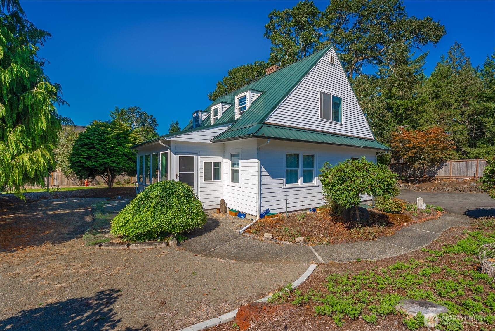 8820 Chambers Creek Road W