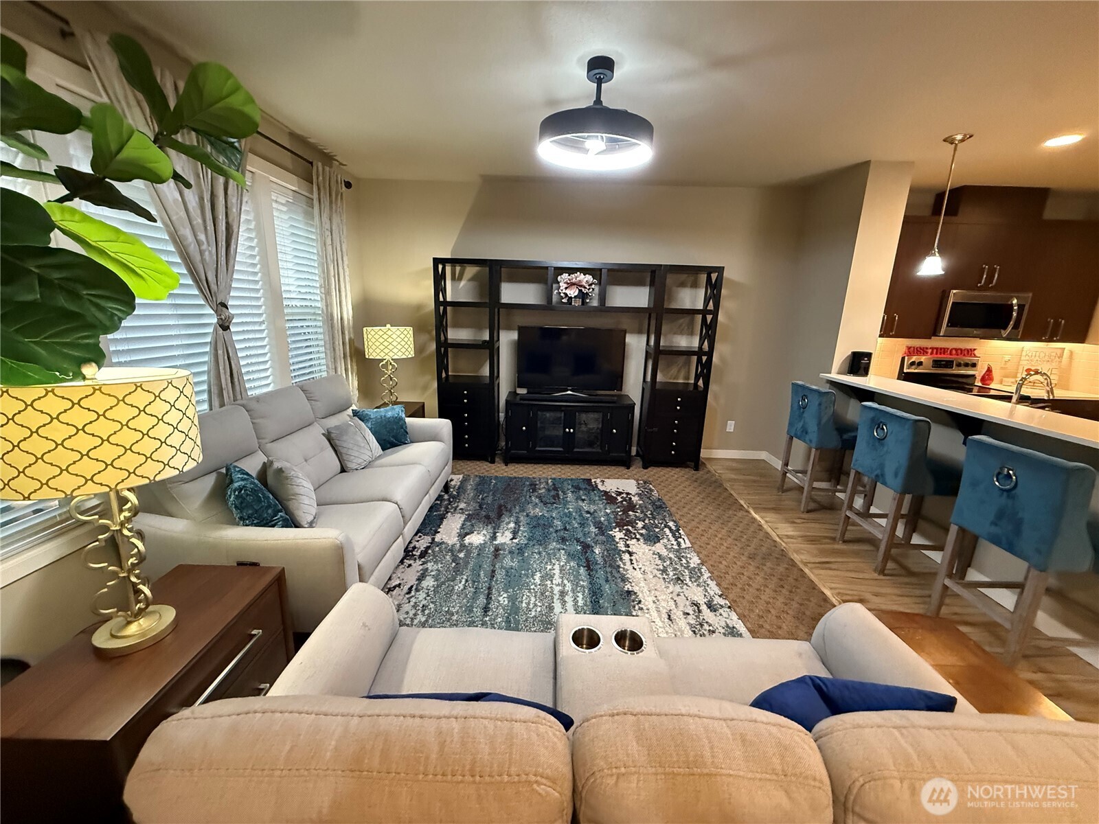 7211 Spencer Avenue NE