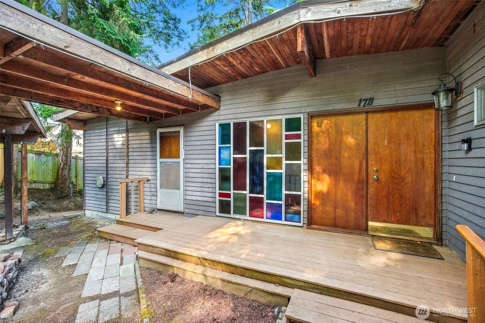 1711 E Lake Sammamish Place SE