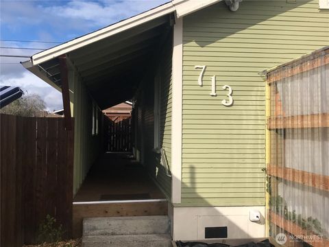 Photo of 713 N Tower Avenue #A/B, Centralia, WA 98531 (MLS # 2491682)