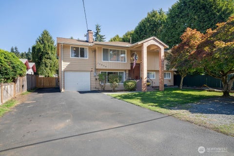 Photo of 17629 72nd Avenue W, Edmonds, WA 98026 (MLS # 2582523)