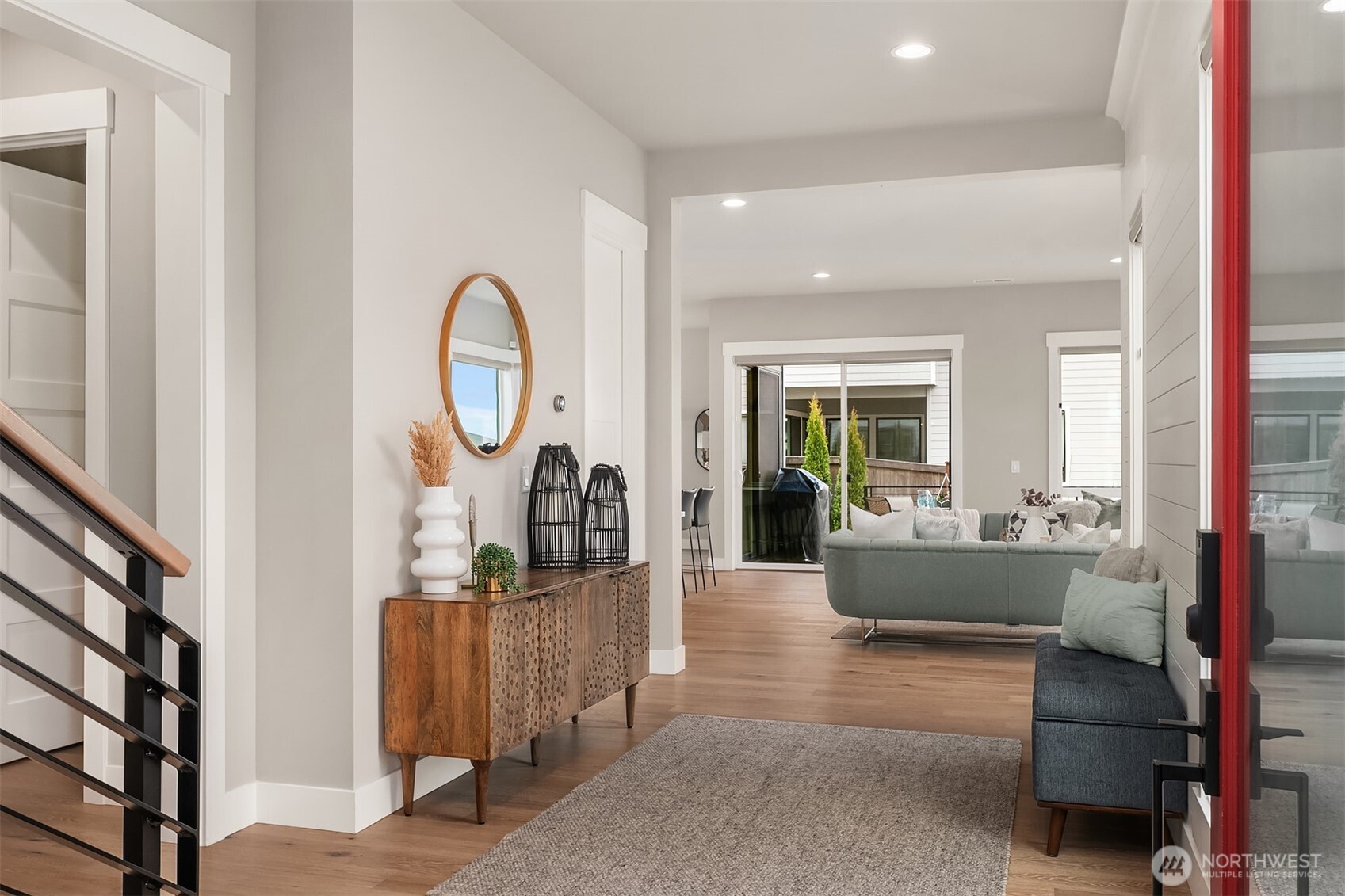 508 Glacier Peak Drive NW