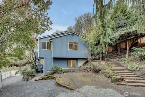Photo of 1915 11th Avenue S, Seattle, WA 98134 (MLS # 2481064)