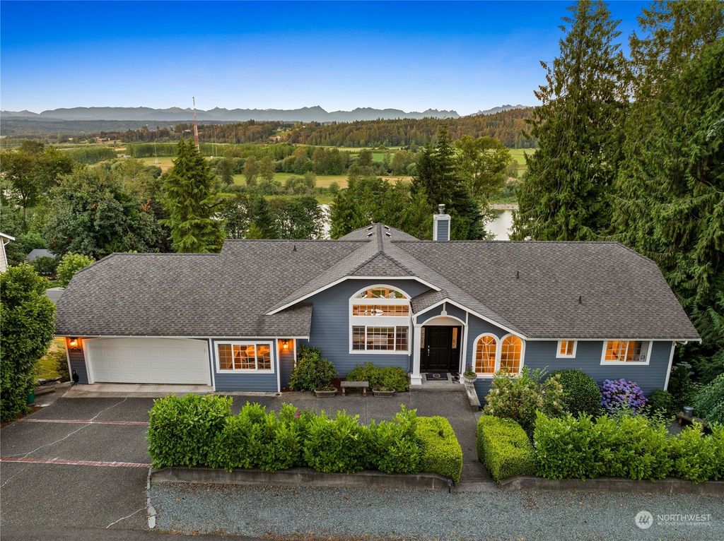 Photo of 13701 Kenwanda Drive, Snohomish, WA 98296 (MLS # 2230315)