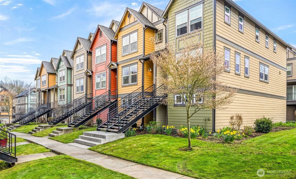 Photo of 7122 27th Avenue SW, Seattle, WA 98106 (MLS # 2349587)