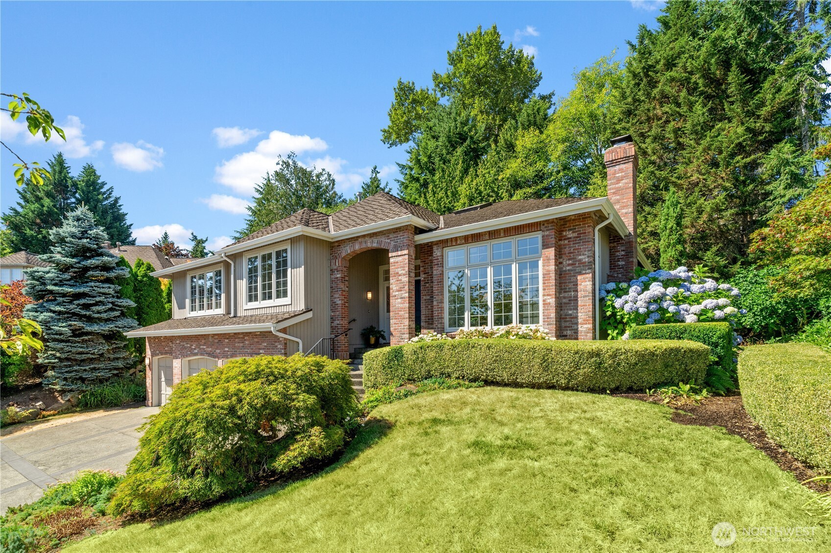 18308 NE 101st Court