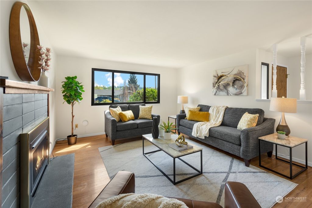 Photo of 24417 13th Place S, Des Moines, WA 98198 (MLS # 2062719)