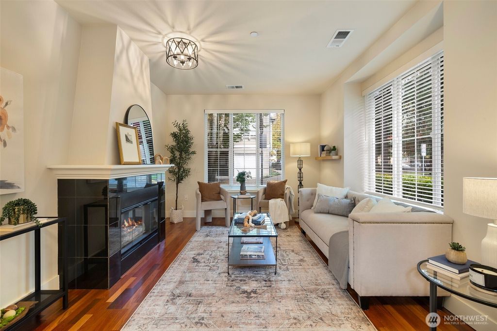 Photo of 18247 NE 96th Way #101, Redmond, WA 98052 (MLS # 2446405)