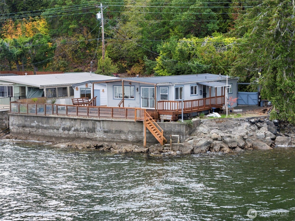 Photo of 25800 N US HWY 101, Hoodsport, WA 98548 (MLS # 2588575)