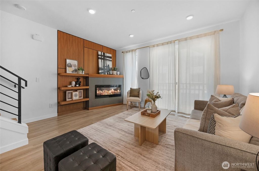 Photo of 18521 1st Avenue NE #B, Shoreline, WA 98155 (MLS # 2437099)