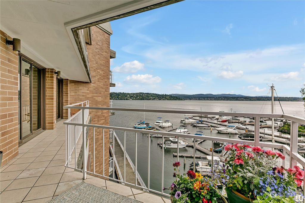Photo of 9500 Rainier Avenue S #504, Seattle, WA 98118 (MLS # 2244661)