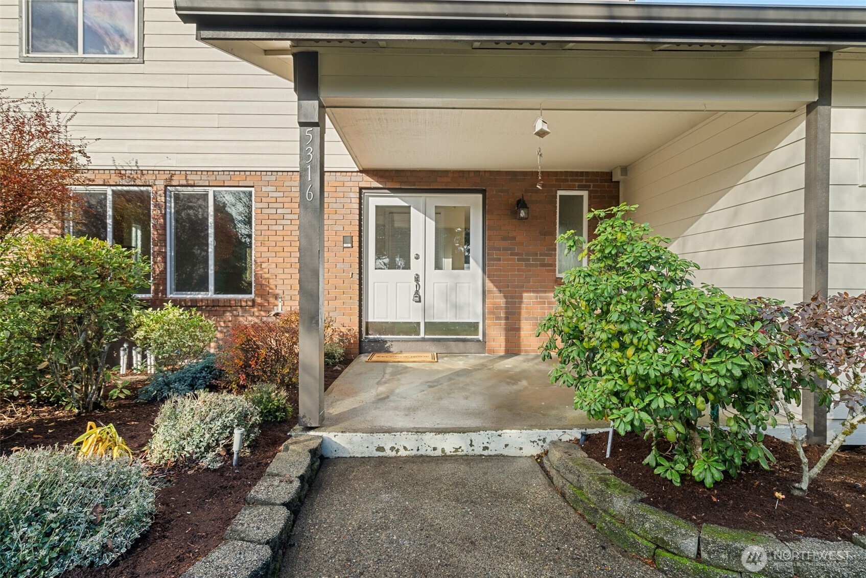 5316 Stikes Court SE