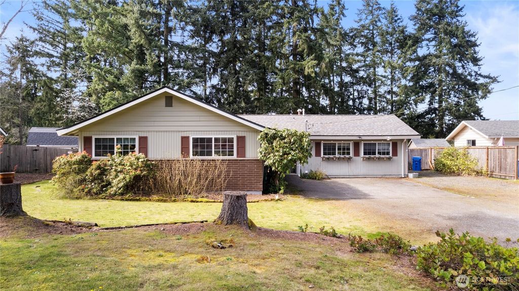 Photo of 10730 Rampart Drive E, Puyallup, WA 98374 (MLS # 2491064)