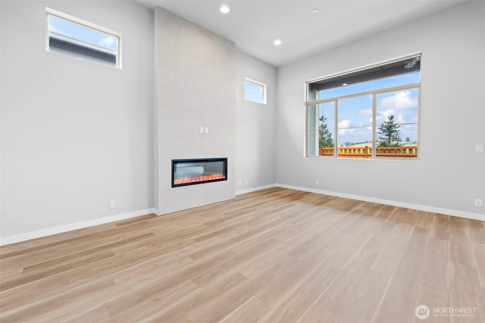 13927 178th Street E 38