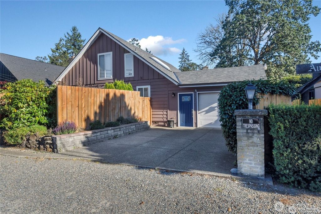 Photo of 6502 Avondale Road SW #4, Lakewood, WA 98499 (MLS # 2507873)