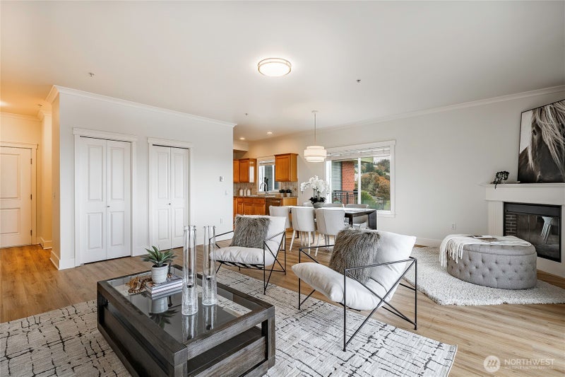1015 Railroad Avenue 502