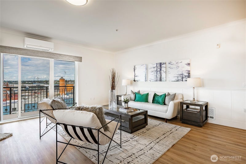 1015 Railroad Avenue 502
