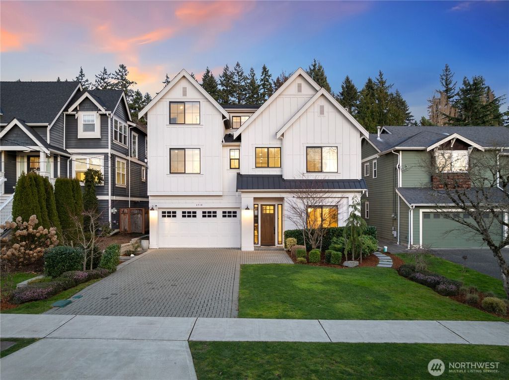 Photo of 4716 48th Avenue NE, Seattle, WA 98105 (MLS # 2478790)